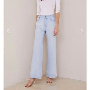 Bella Dahl size 25 soft denim 70’s jean